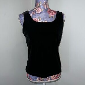 🛍️ Black Soft Velour Vintage Top